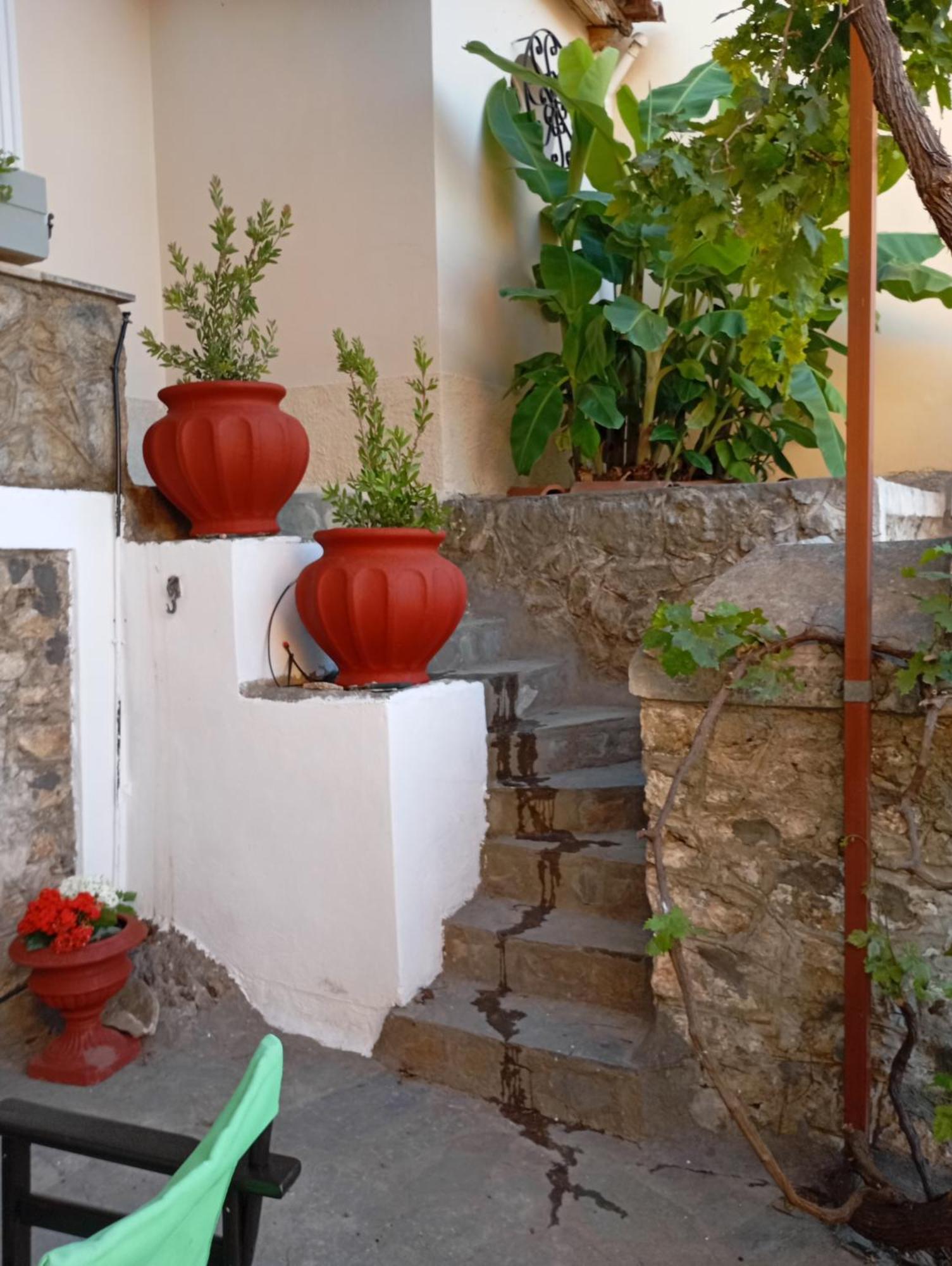 Secret Garden Apartment Нафплион Екстериор снимка